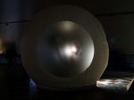 Světelná hlava Petra Nikla neboli trojoká Camera obscura pro promítání tváří