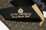 Žabky podle návrhu Petra Mikoška se stanou praktickým dárkem pro hosty karlovarského hotelu Imperial